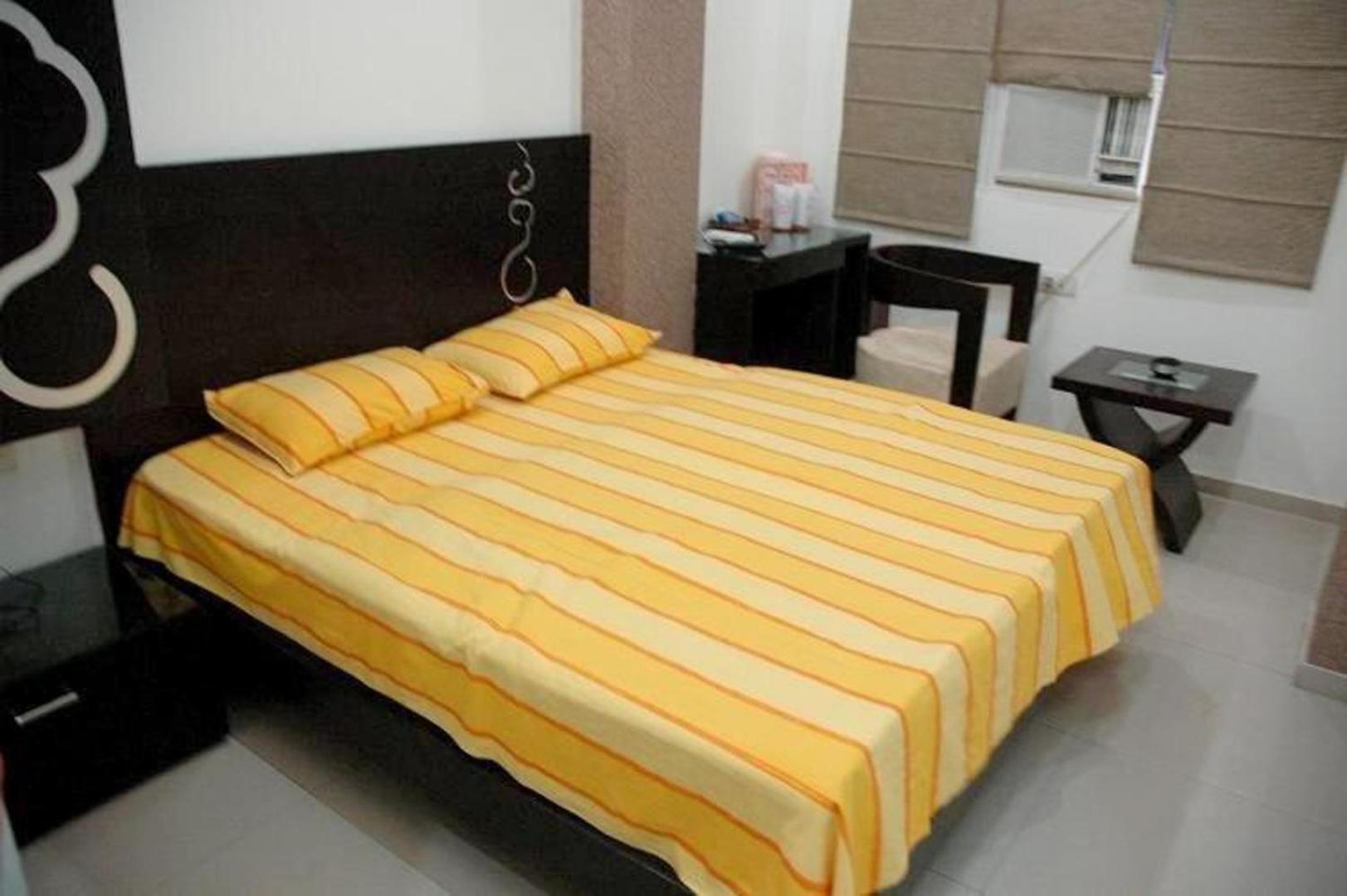 Hotel Chanchal Continental - 02 Mins From New Delhi Railway Station Nova Deli Exterior foto