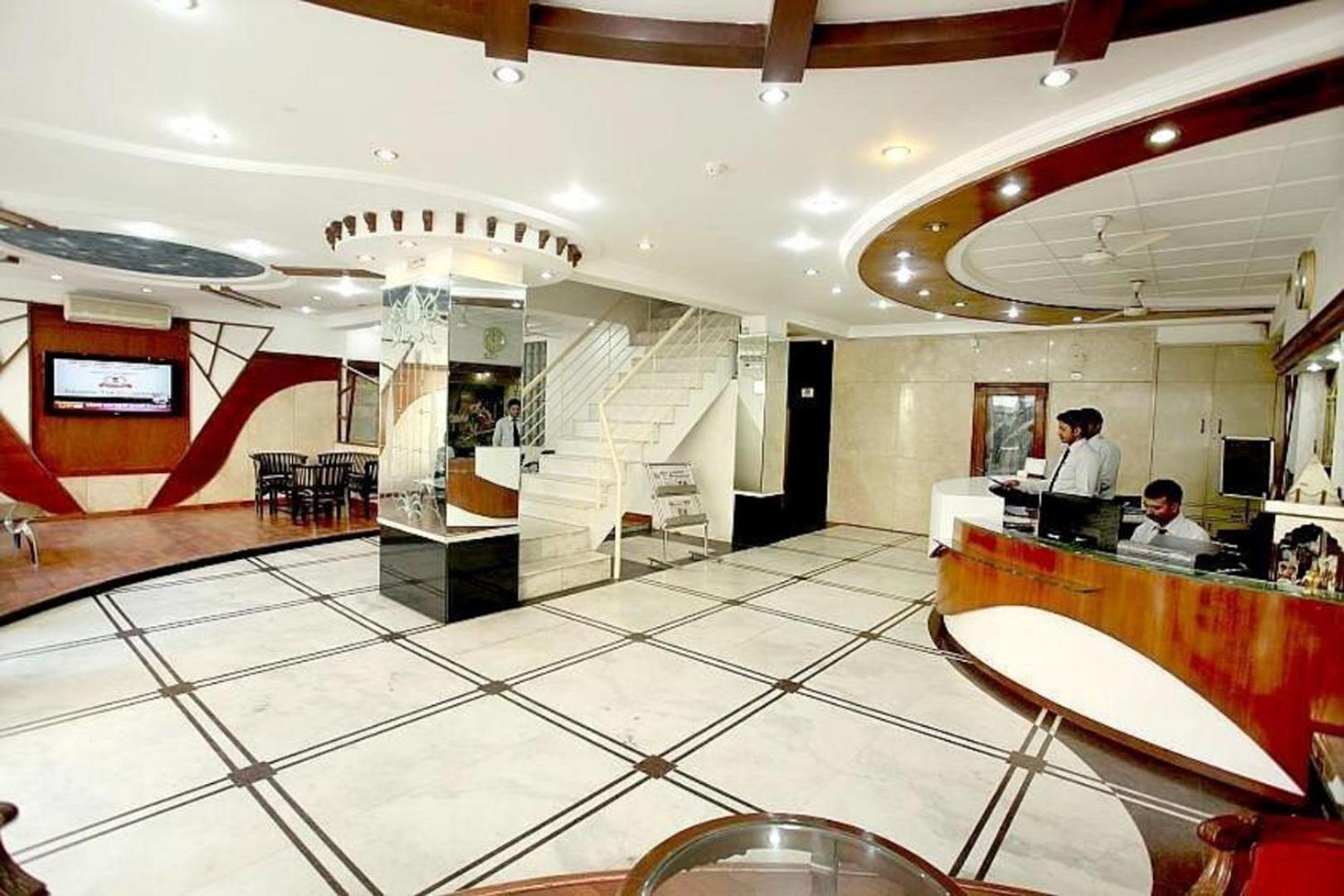 Hotel Chanchal Continental - 02 Mins From New Delhi Railway Station Nova Deli Interior foto