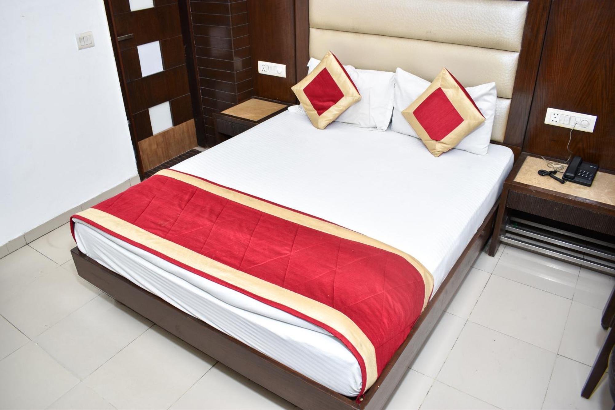 Hotel Chanchal Continental - 02 Mins From New Delhi Railway Station Nova Deli Exterior foto