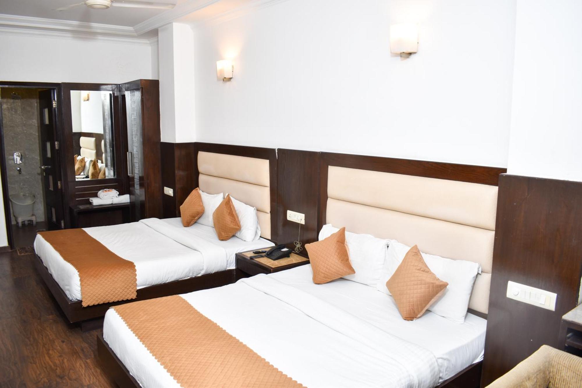 Hotel Chanchal Continental - 02 Mins From New Delhi Railway Station Nova Deli Exterior foto