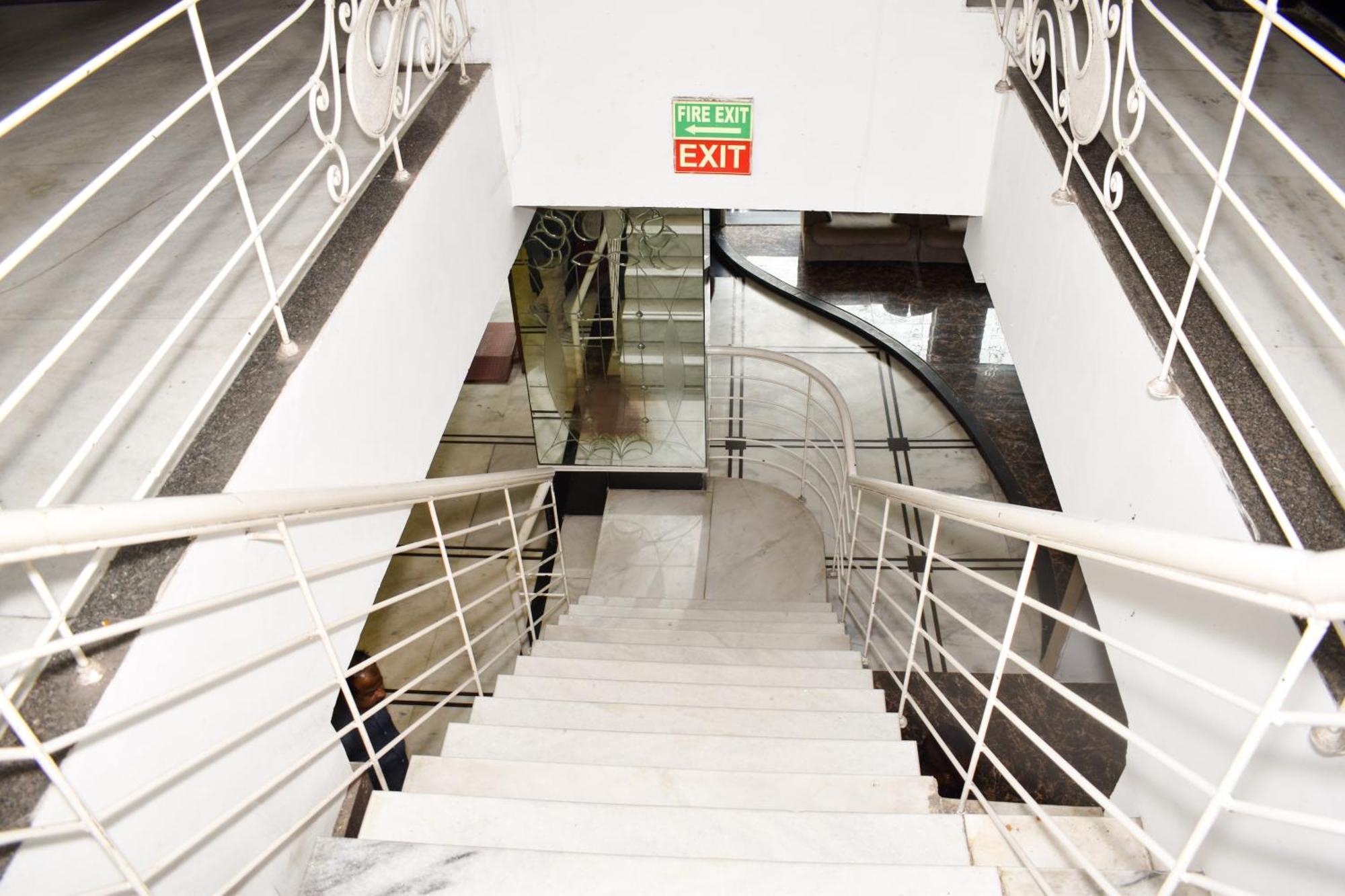 Hotel Chanchal Continental - 02 Mins From New Delhi Railway Station Nova Deli Exterior foto
