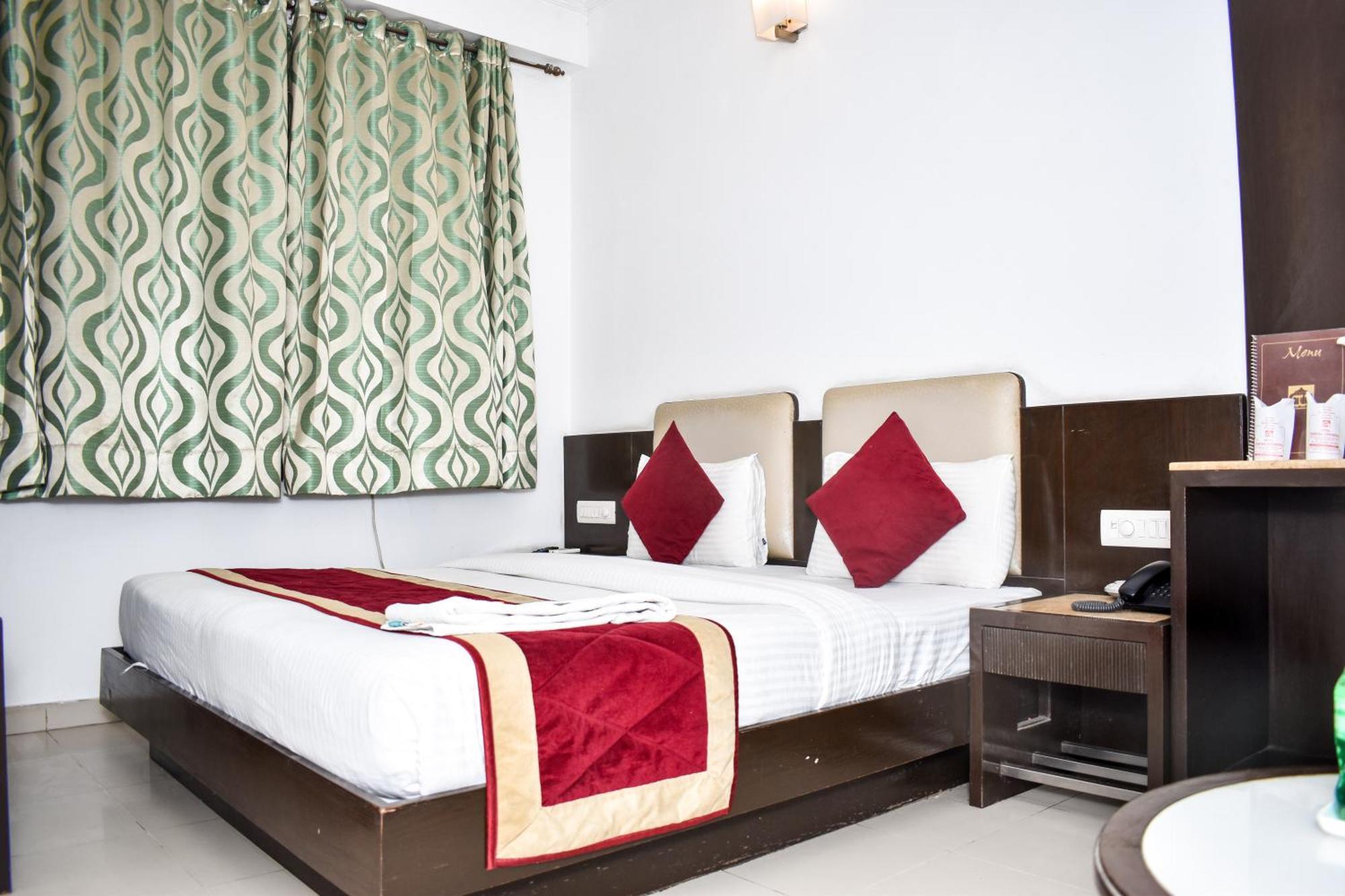 Hotel Chanchal Continental - 02 Mins From New Delhi Railway Station Nova Deli Exterior foto